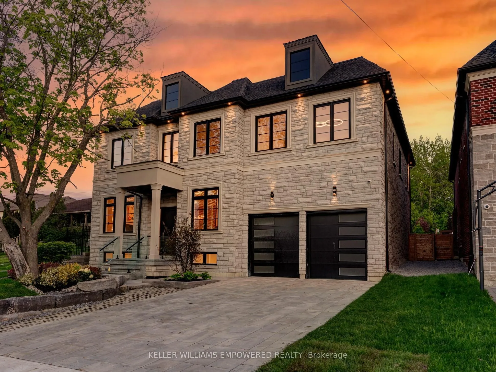 Detached Home For Sale | N12748366
