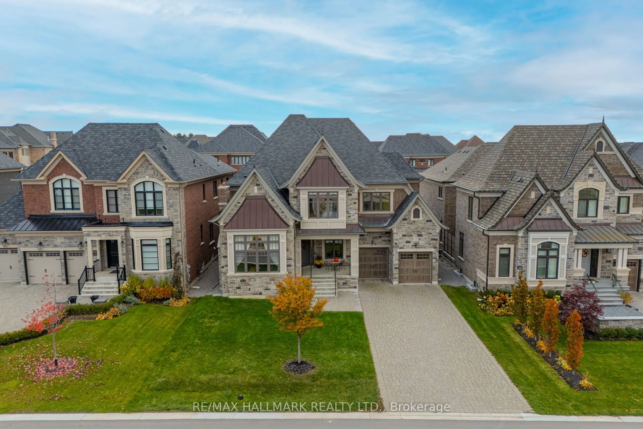 Detached Home For Sale | N12773376
