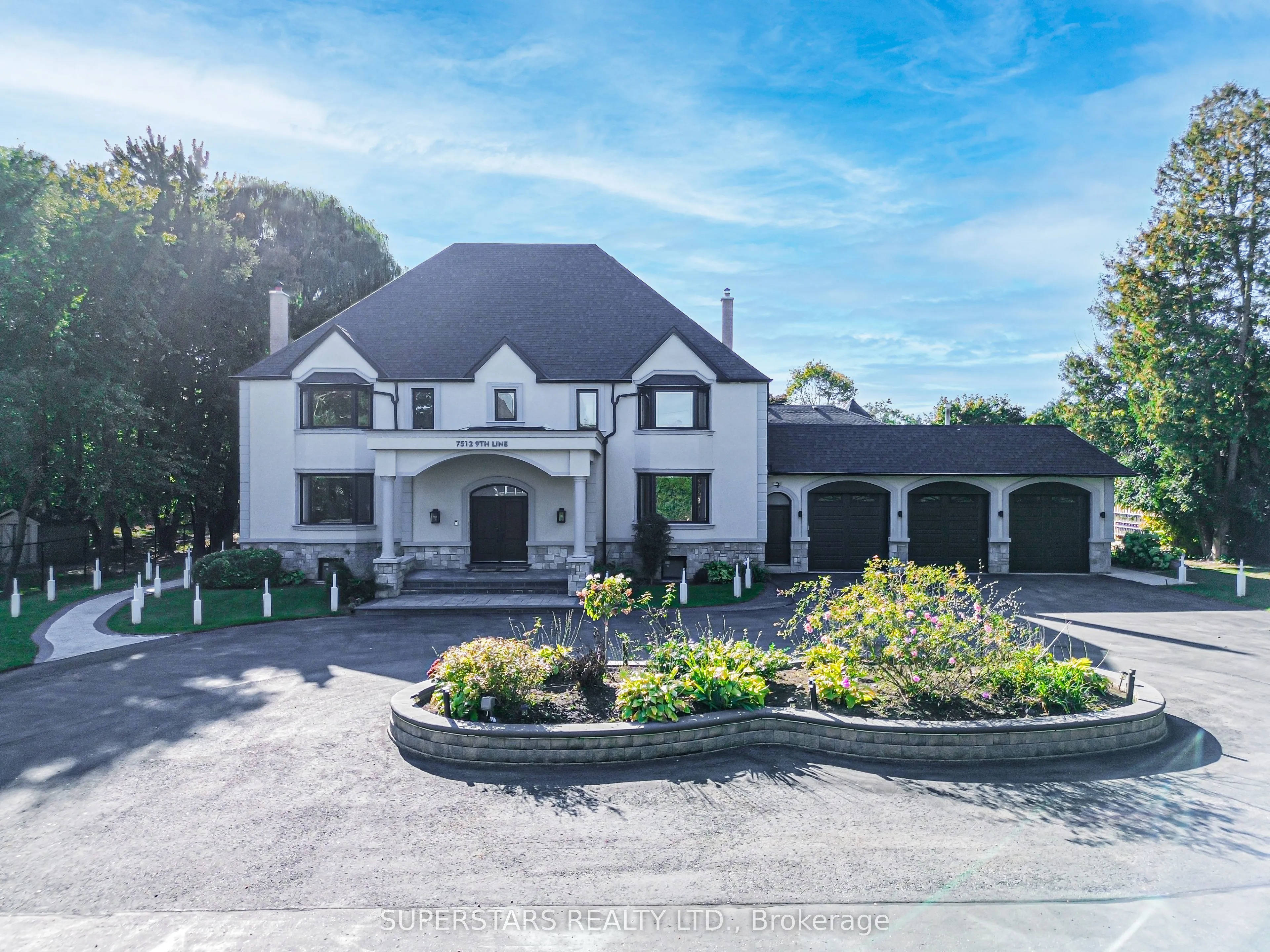 Detached Home For Sale | N12778074