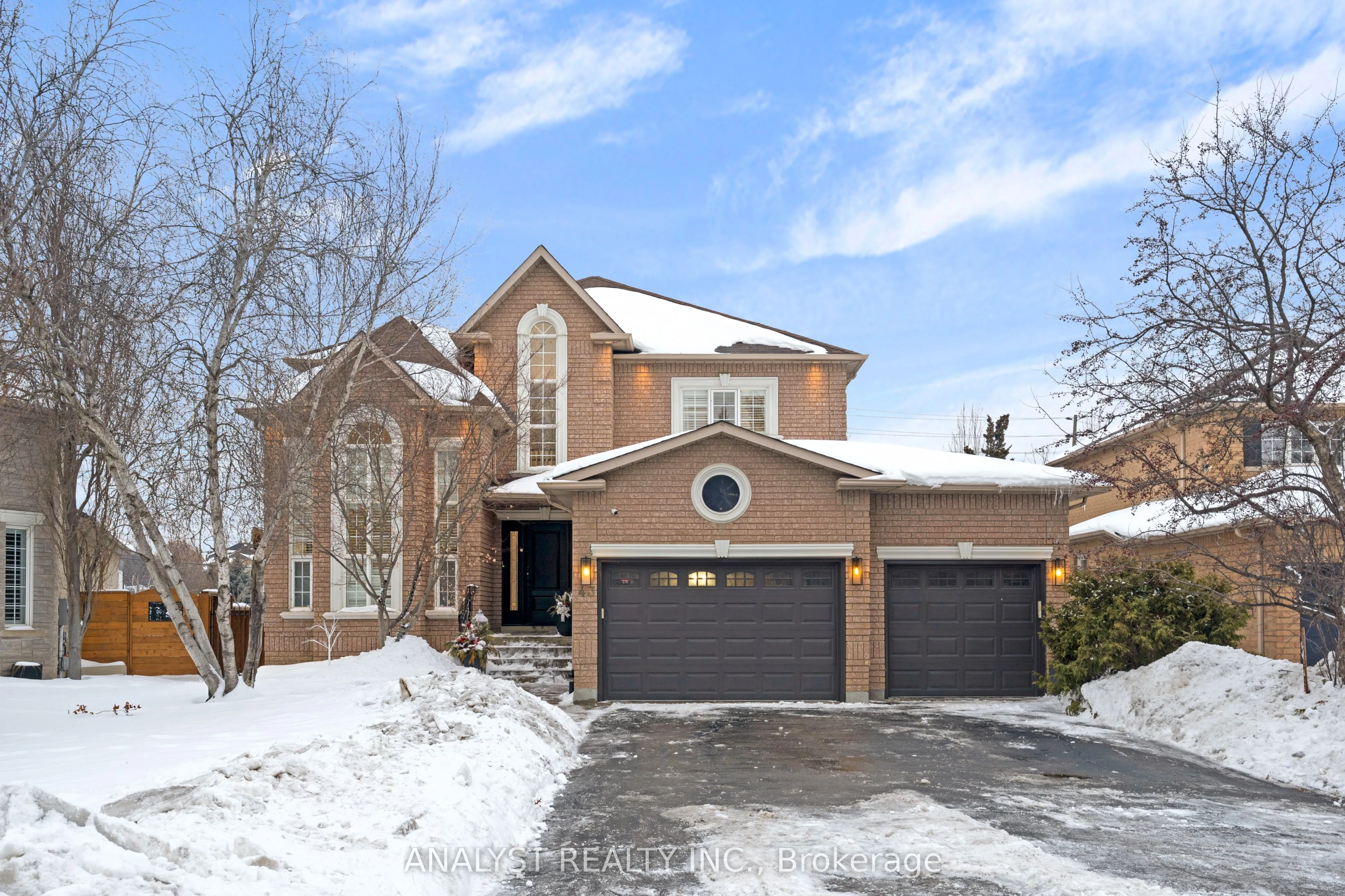 Detached Home For Sale | N12782168