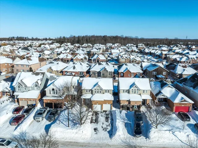 1063  Muriel  Street, Innisfil, ON L9S 4W7