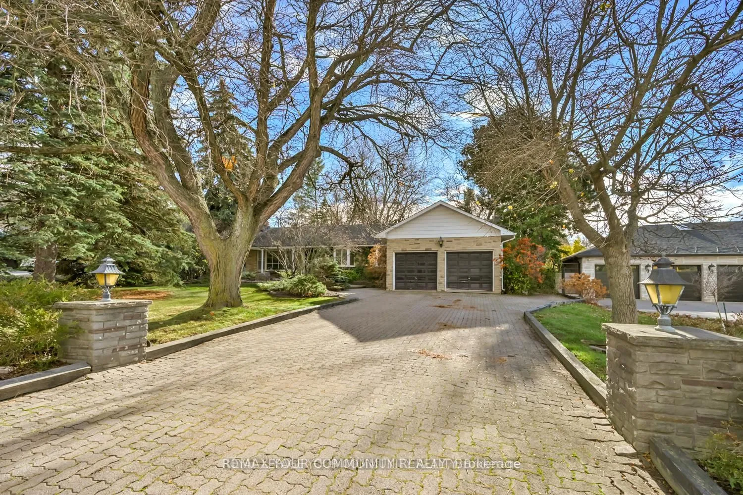 Detached Home For Sale | N12799224