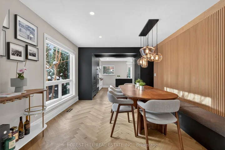 16  Casson  Place, Markham, ON L3R 0G2