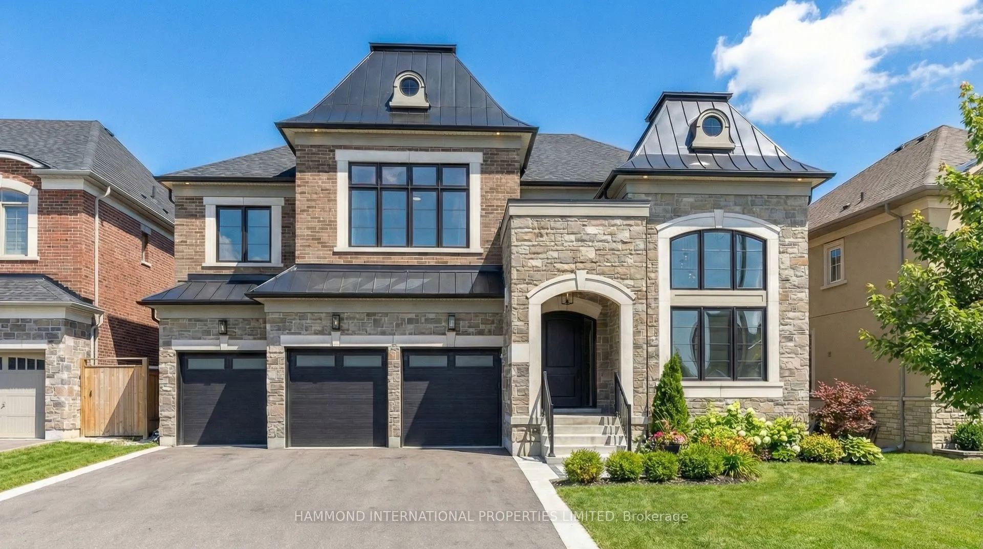 Detached Home For Sale | N12801760