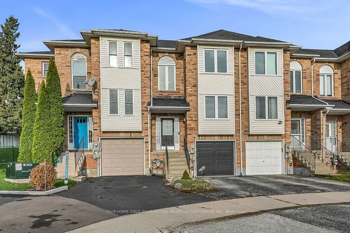 64  Natale  Court, Bradford West Gwillimbury, ON L3Z 3B1
