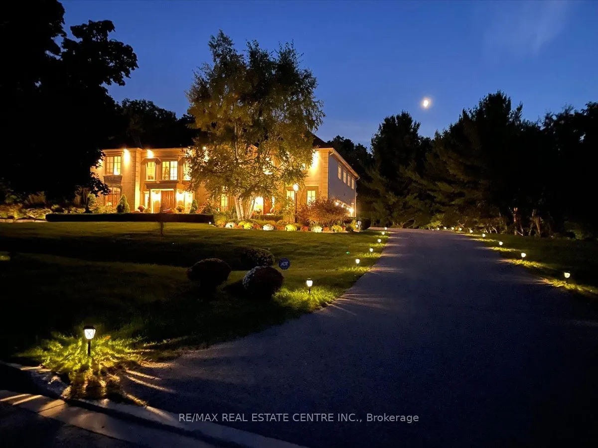 Detached Home For Sale | N12806104