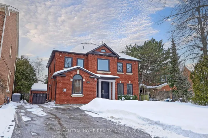 28  Theobald’s  Circle, Richmond Hill, ON L4C 9C6