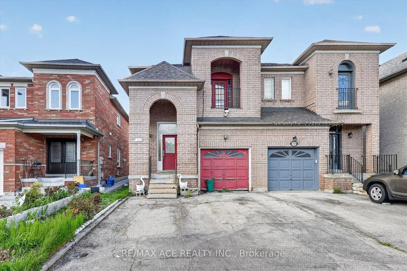 Semi-Detached Home For Lease | N12828128