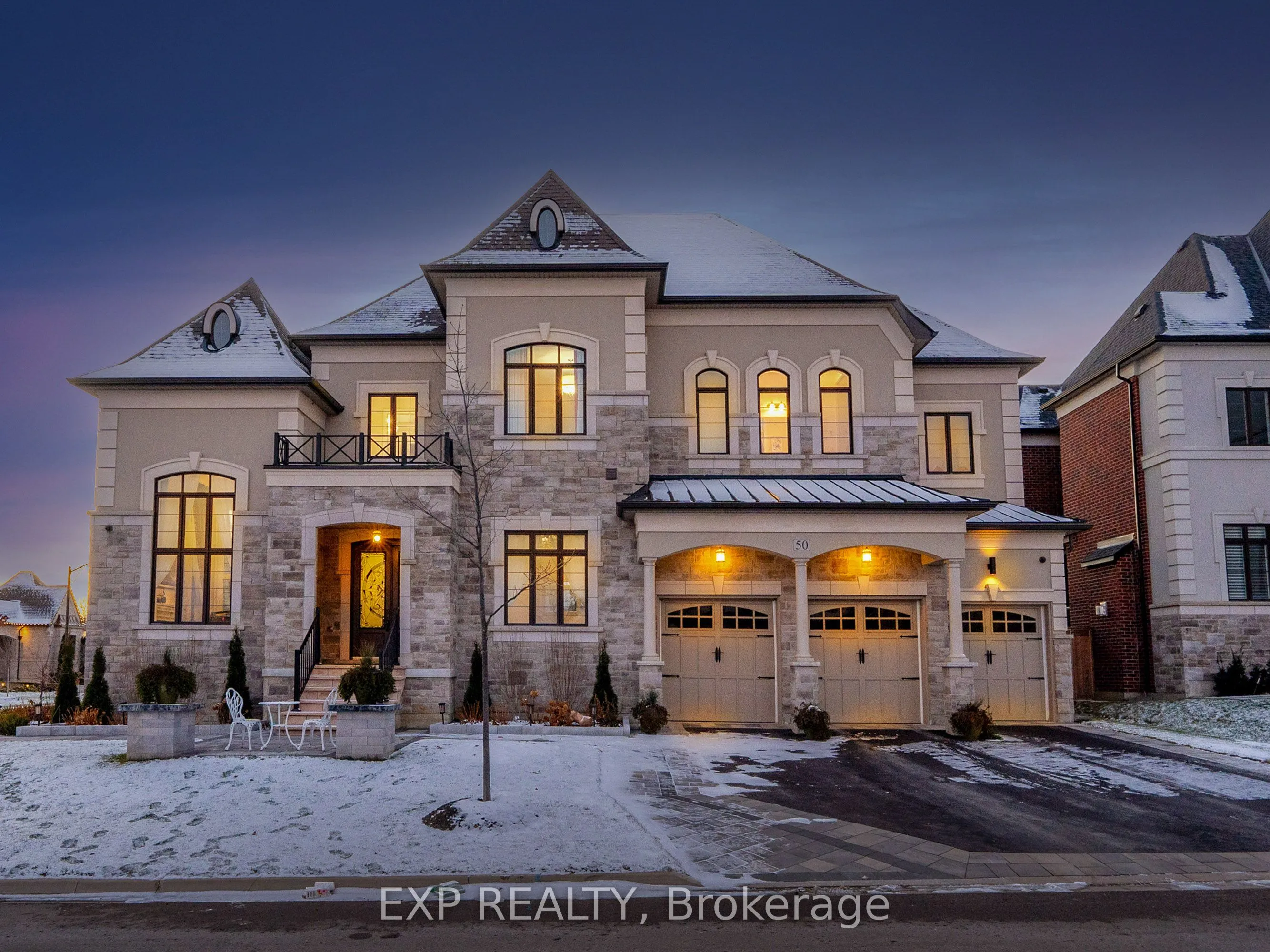 Detached Home For Sale | N12837410