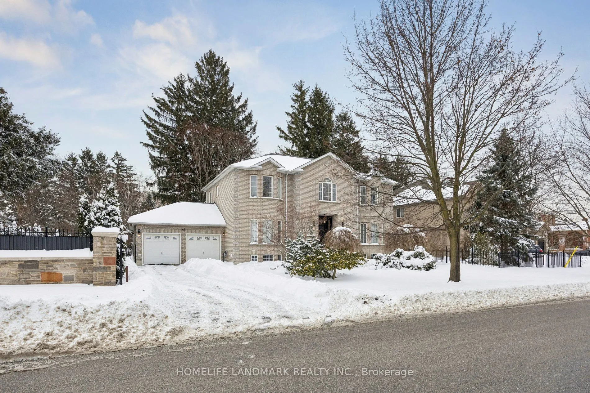 Detached Home For Sale | N12840266