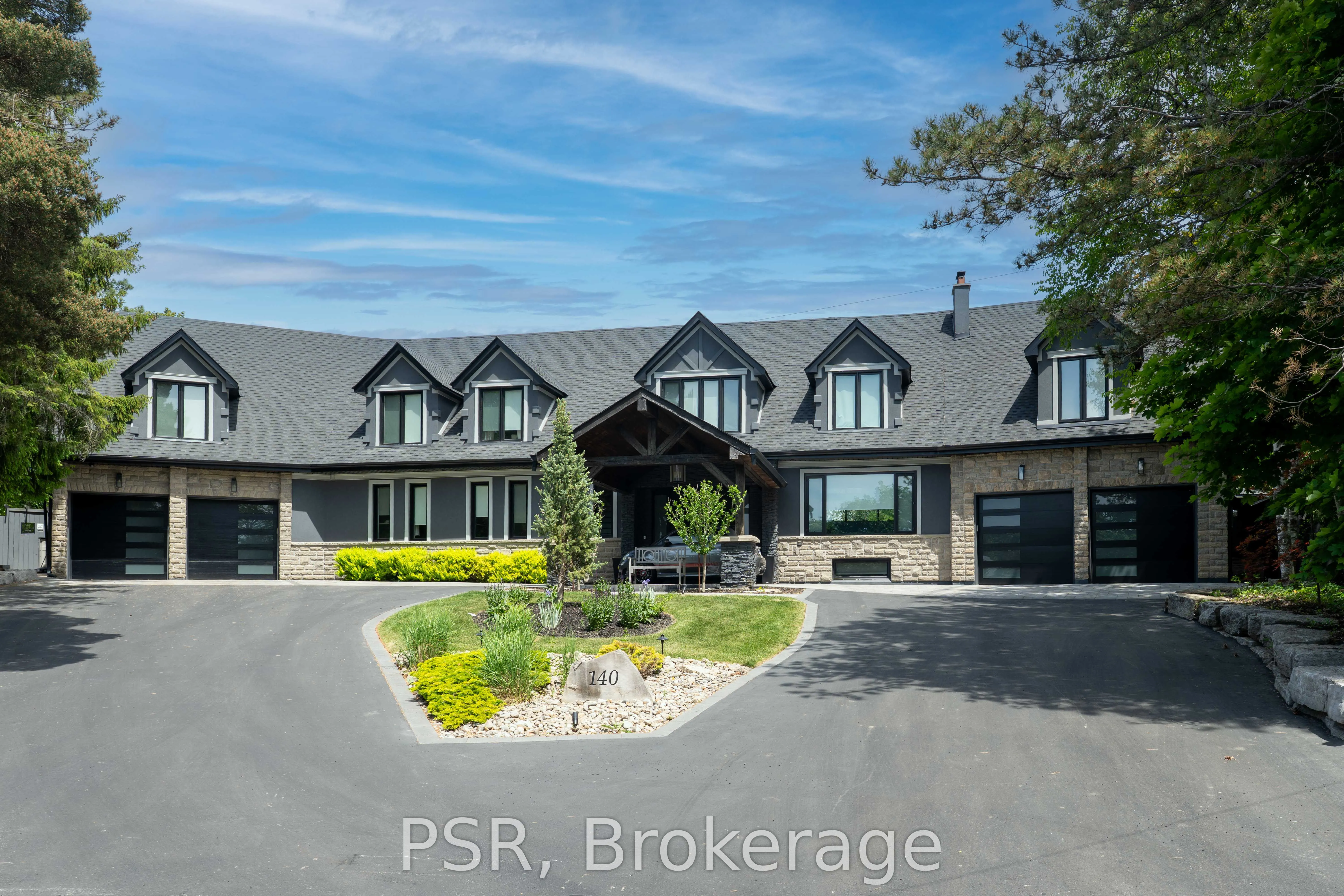 Detached Home For Sale | N12843666