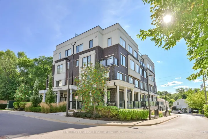 100  Alex Gardner  Circle, Aurora, ON L4G 3G5