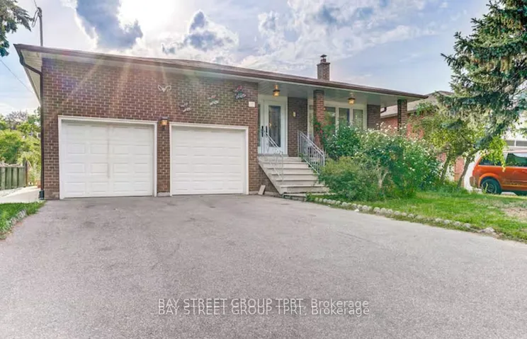 8  Kersey  Crescent, Richmond Hill, ON L4C 3W3