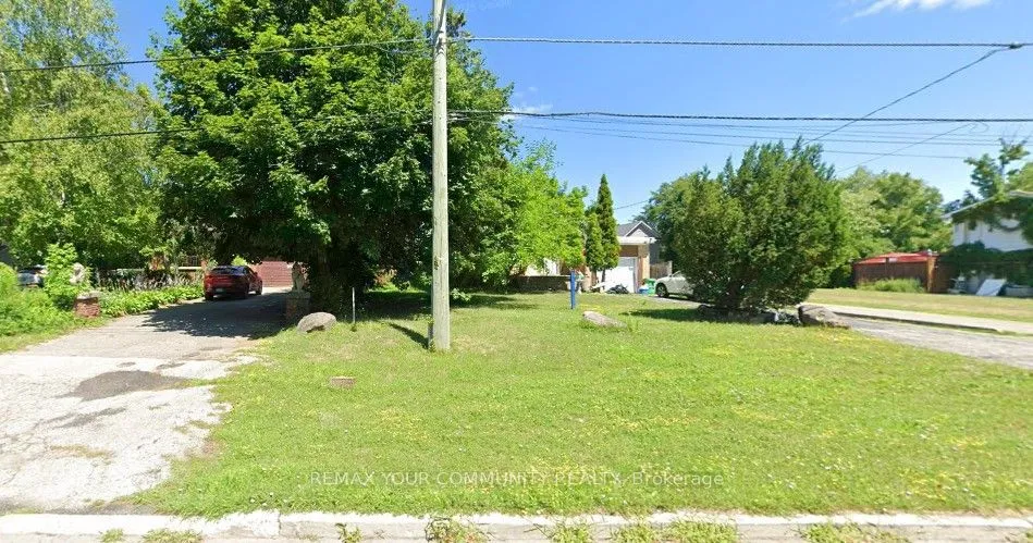 Detached Home For Sale | N12852046