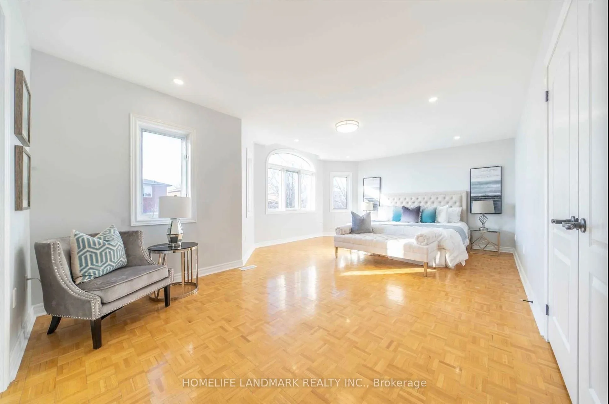 Detached Home For Lease | N12859752
