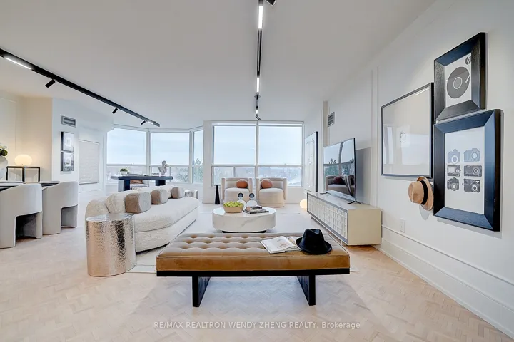 1  Clark W Avenue, Vaughan, ON L4J 7Y6