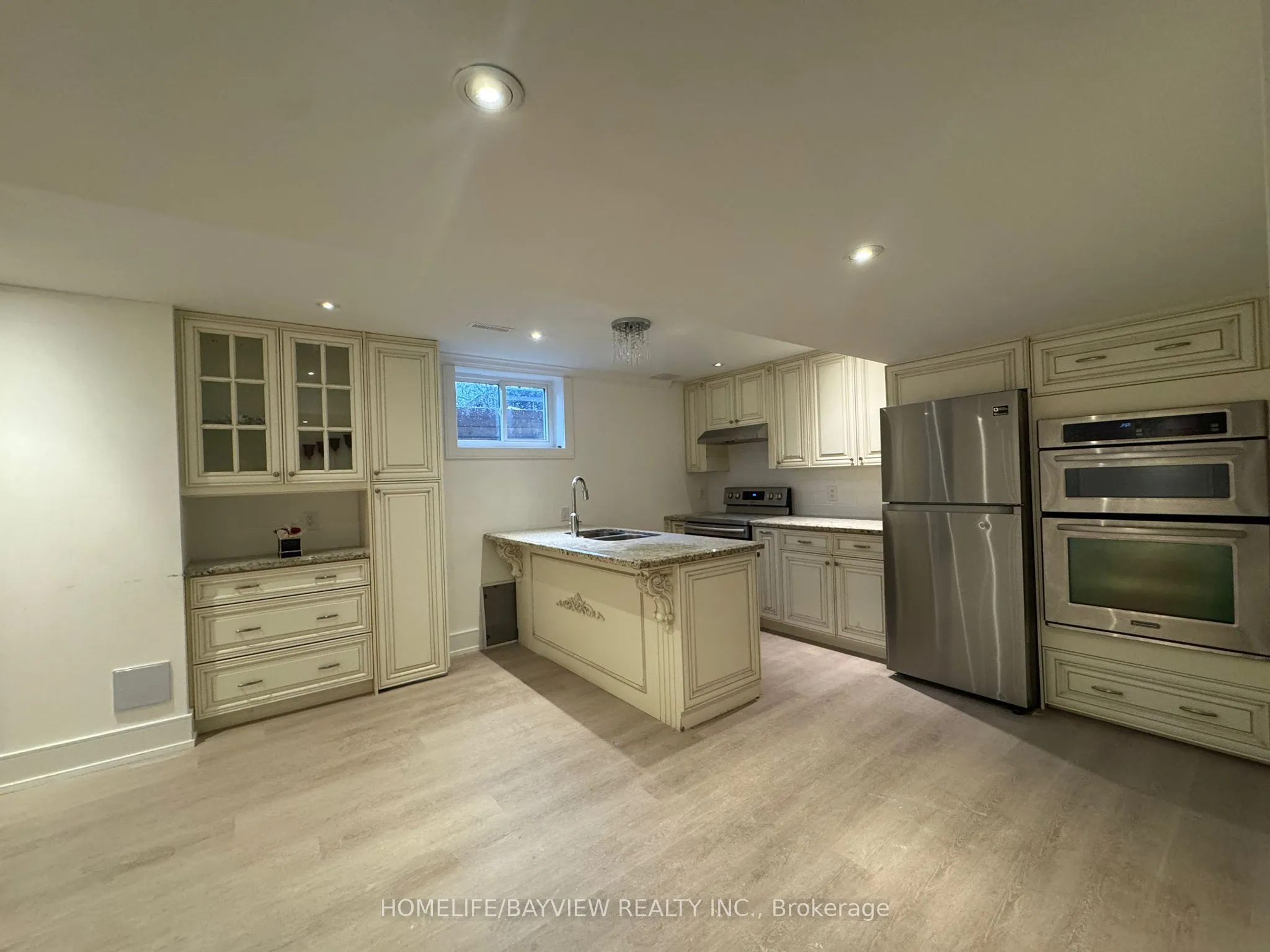 Detached Home For Lease | N12870616