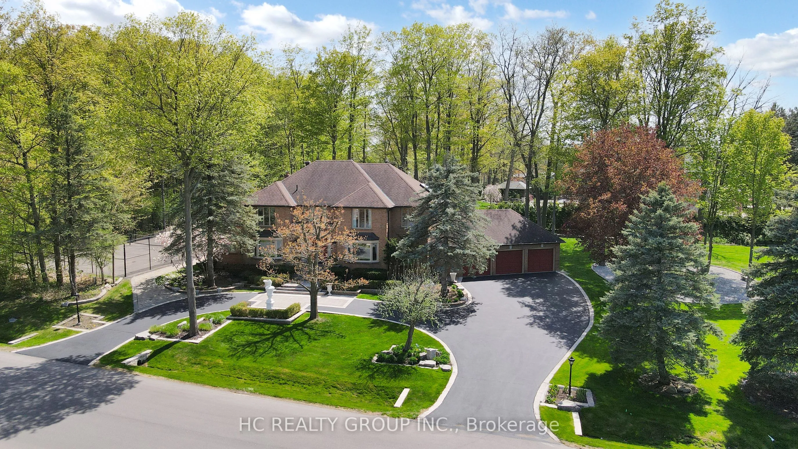 Detached Home For Sale | N12874106