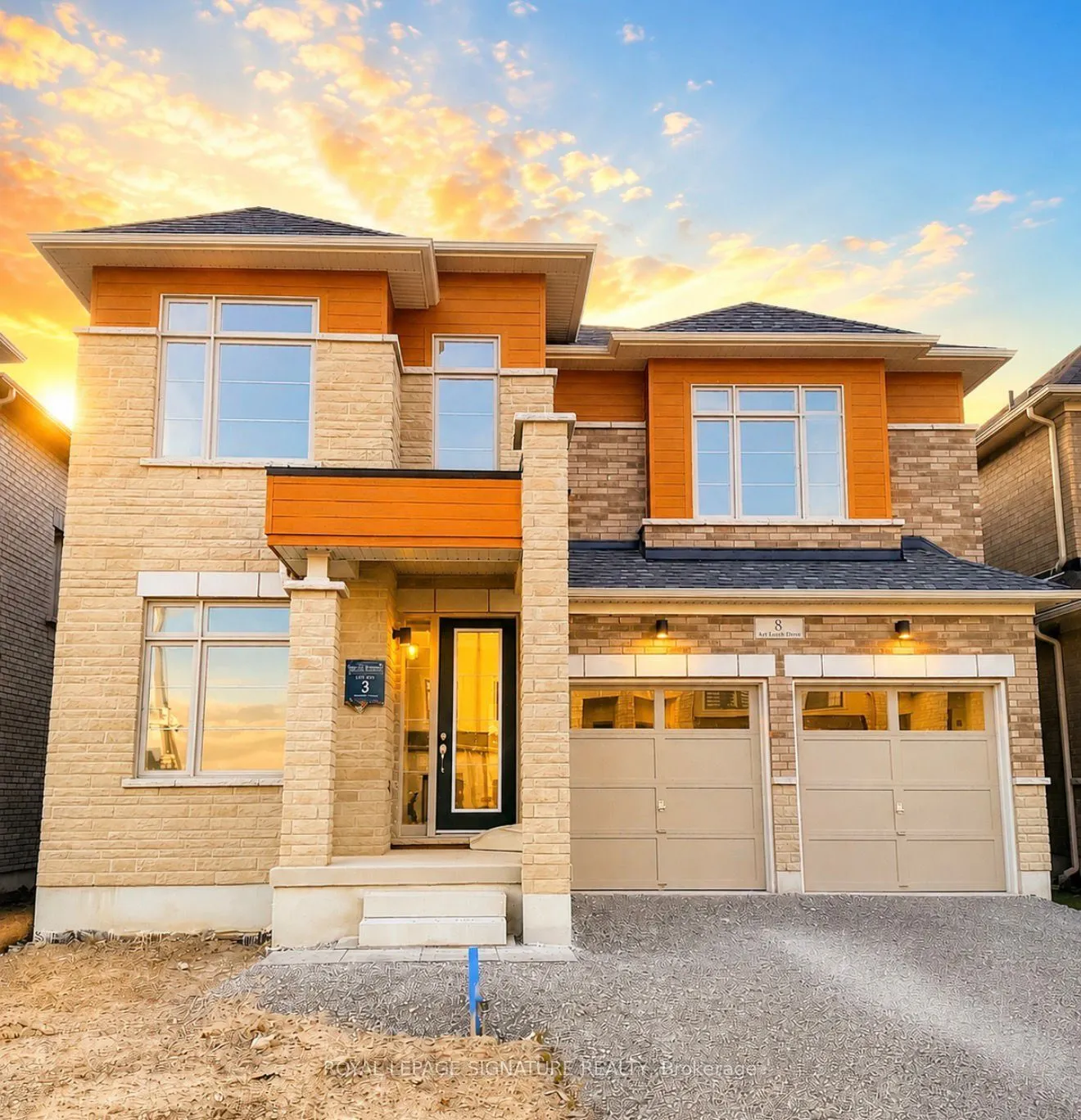 Detached Home For Sale | N12874804