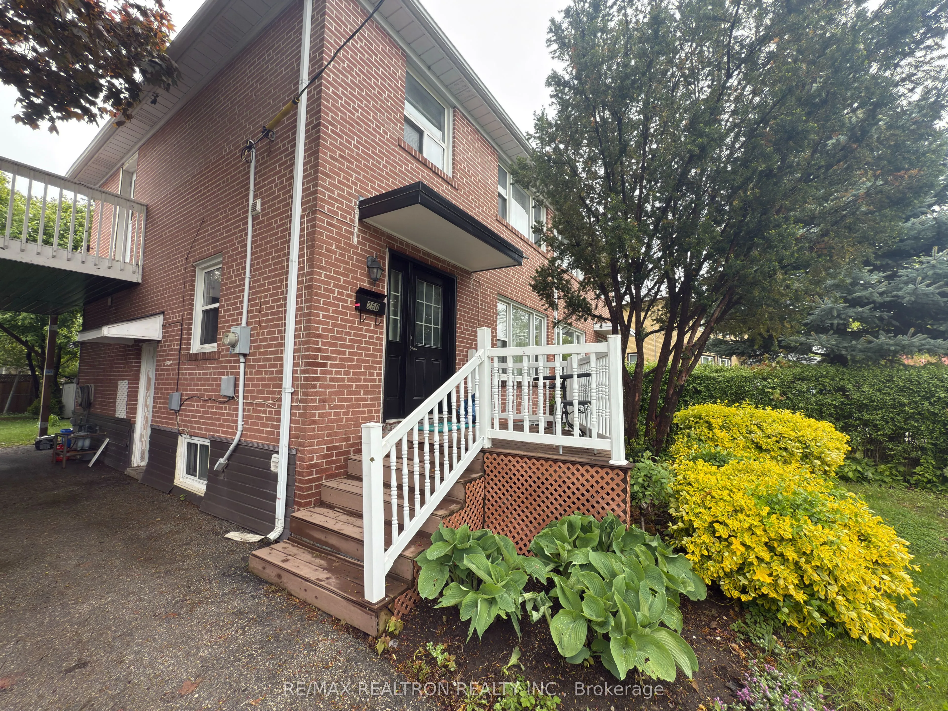 Semi-Detached Home For Lease | N12880468