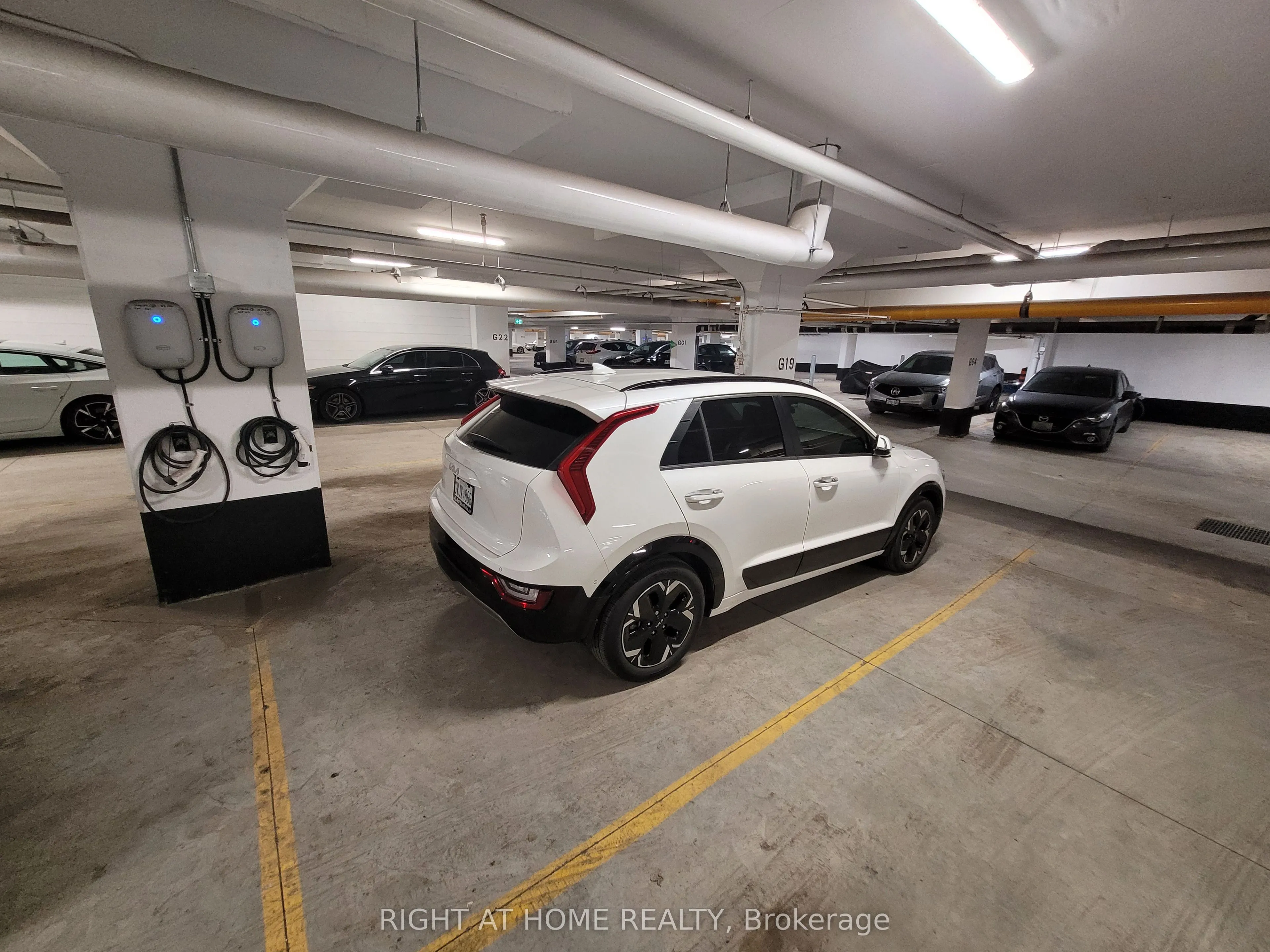 Parking Space For Lease | N12884570