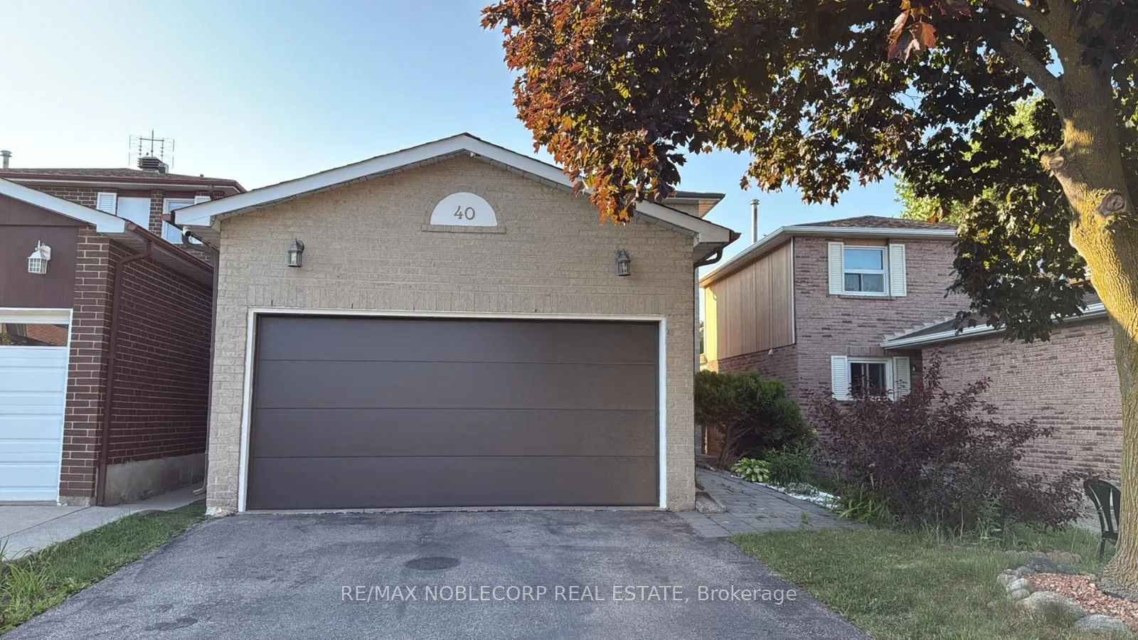 Detached Home For Lease | N12891684