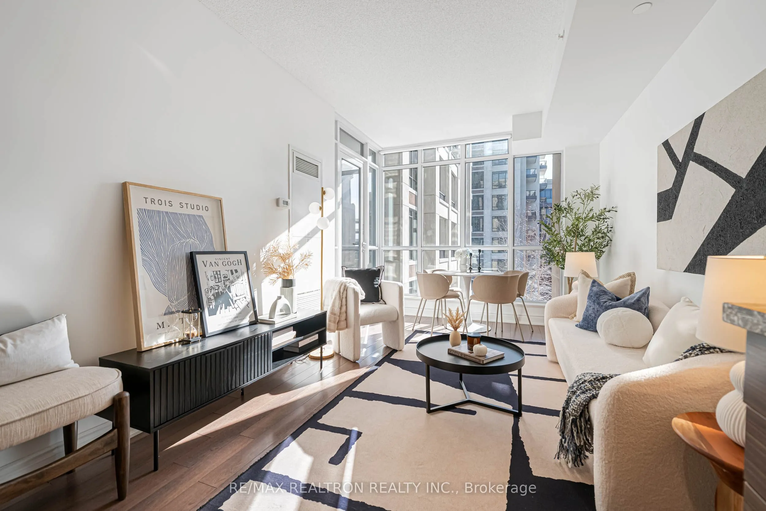 Property For Sale | N12899664