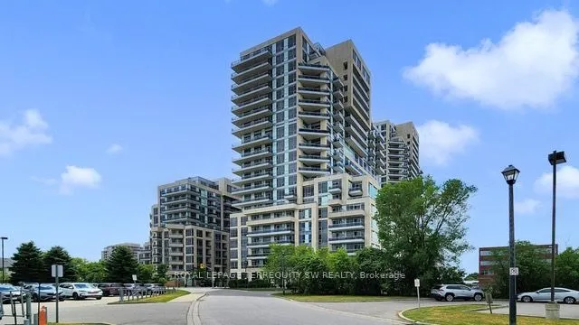 9205  Yonge  Street, Richmond Hill, ON L4C 1V5
