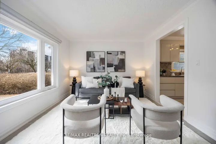 40  Highland Park  Boulevard, Markham, ON L3T 1B3