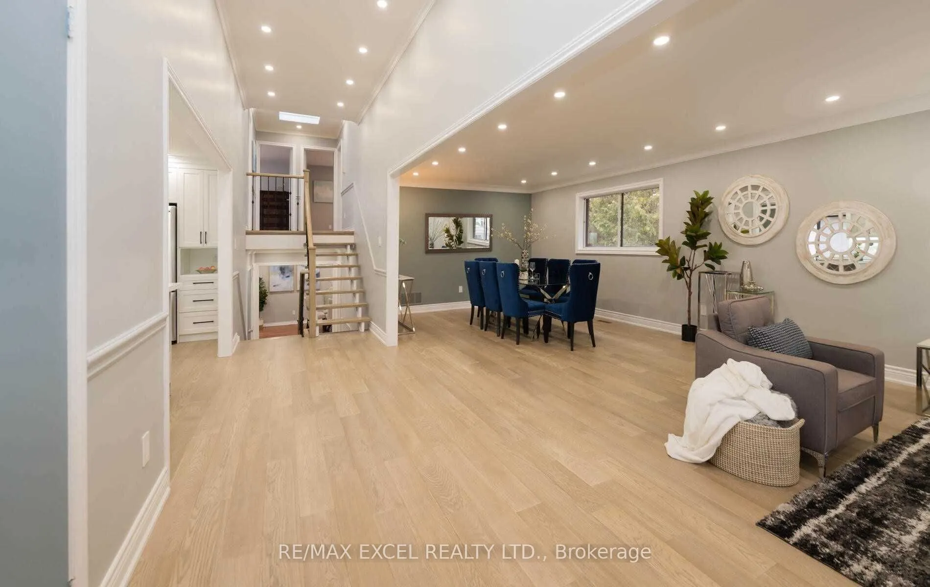 Detached Home For Sale | N12924934