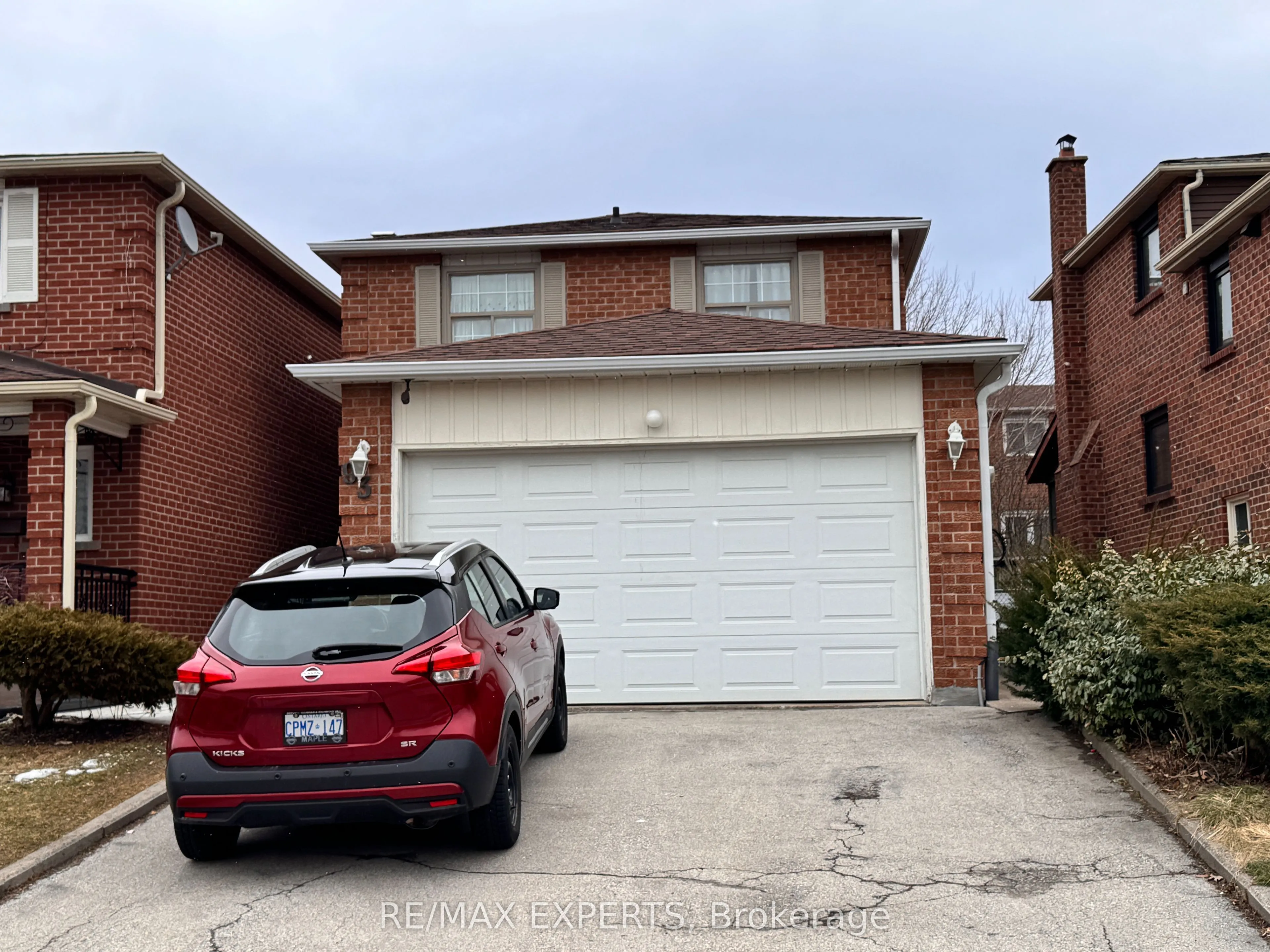 Detached Home For Lease | N12935960