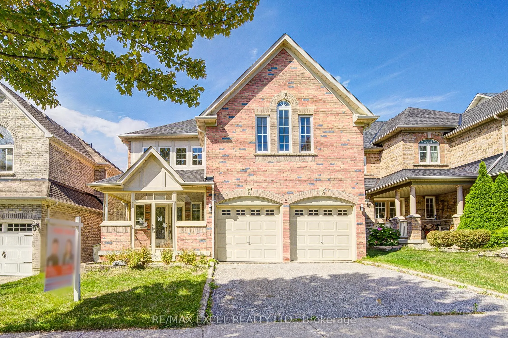 Detached Home For Sale | N12939880