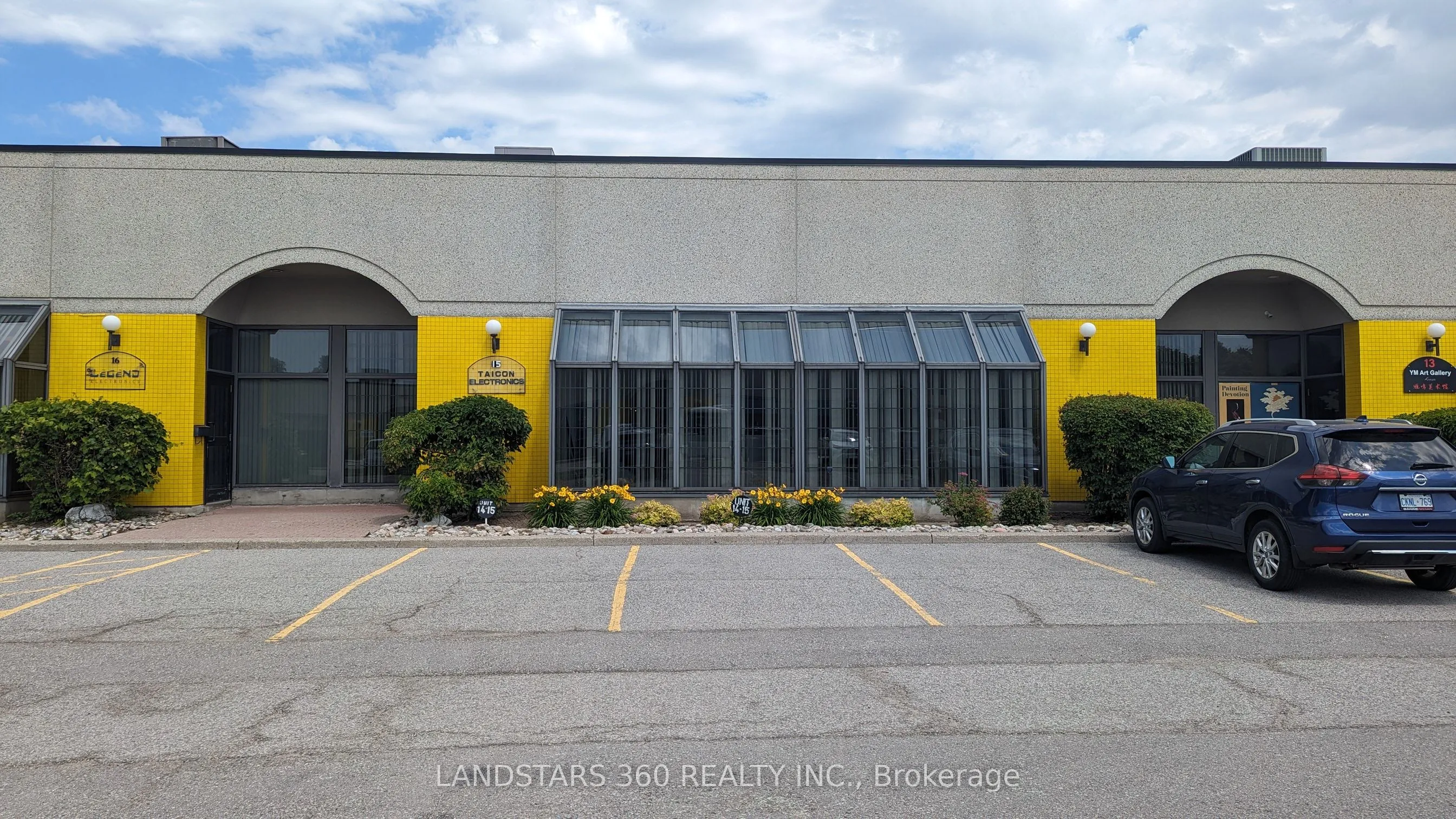 Industrial Property For Sale | N12940600