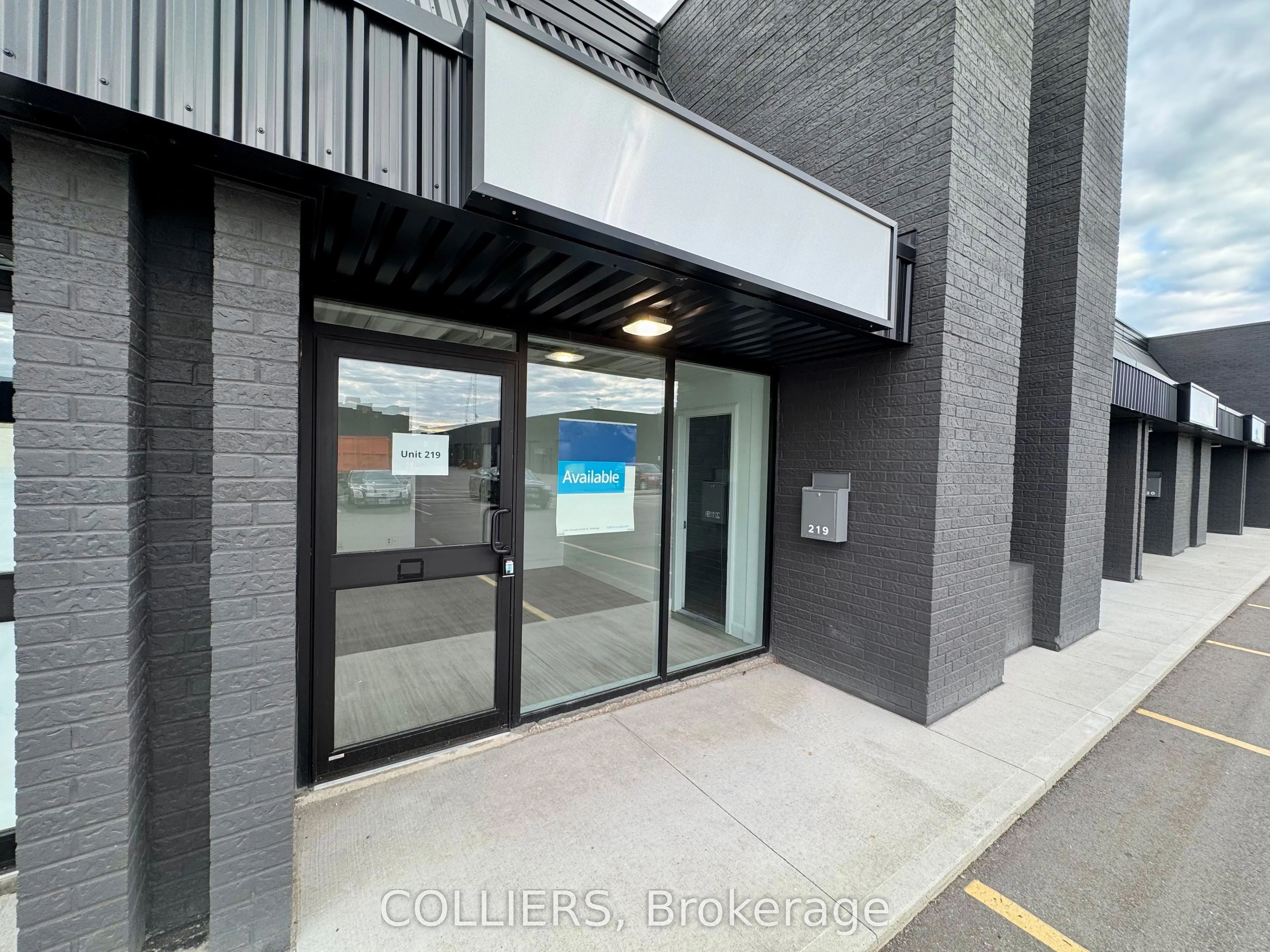 Industrial Property For Sale | N12941274