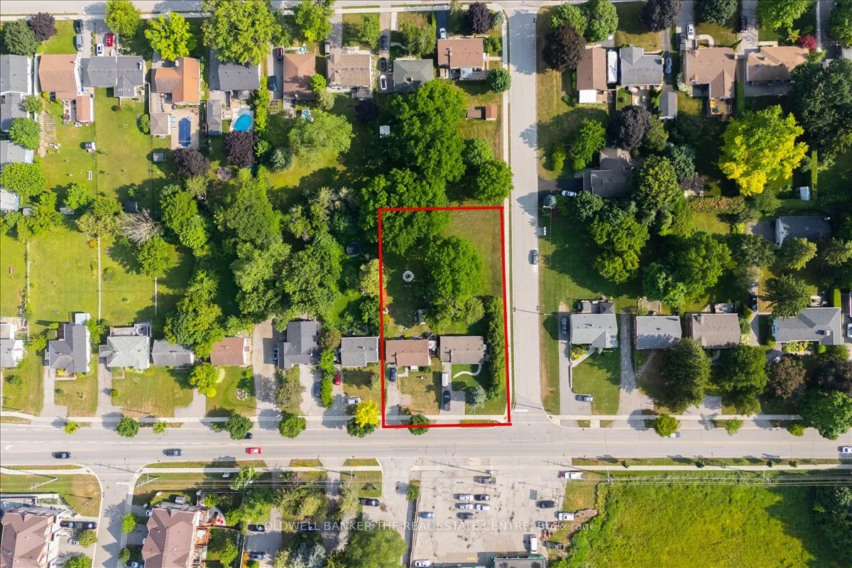 Detached Home For Sale | N12943226