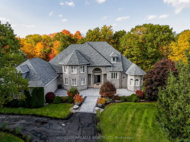 12  Deer  Run, Uxbridge, ON L9P 0K9