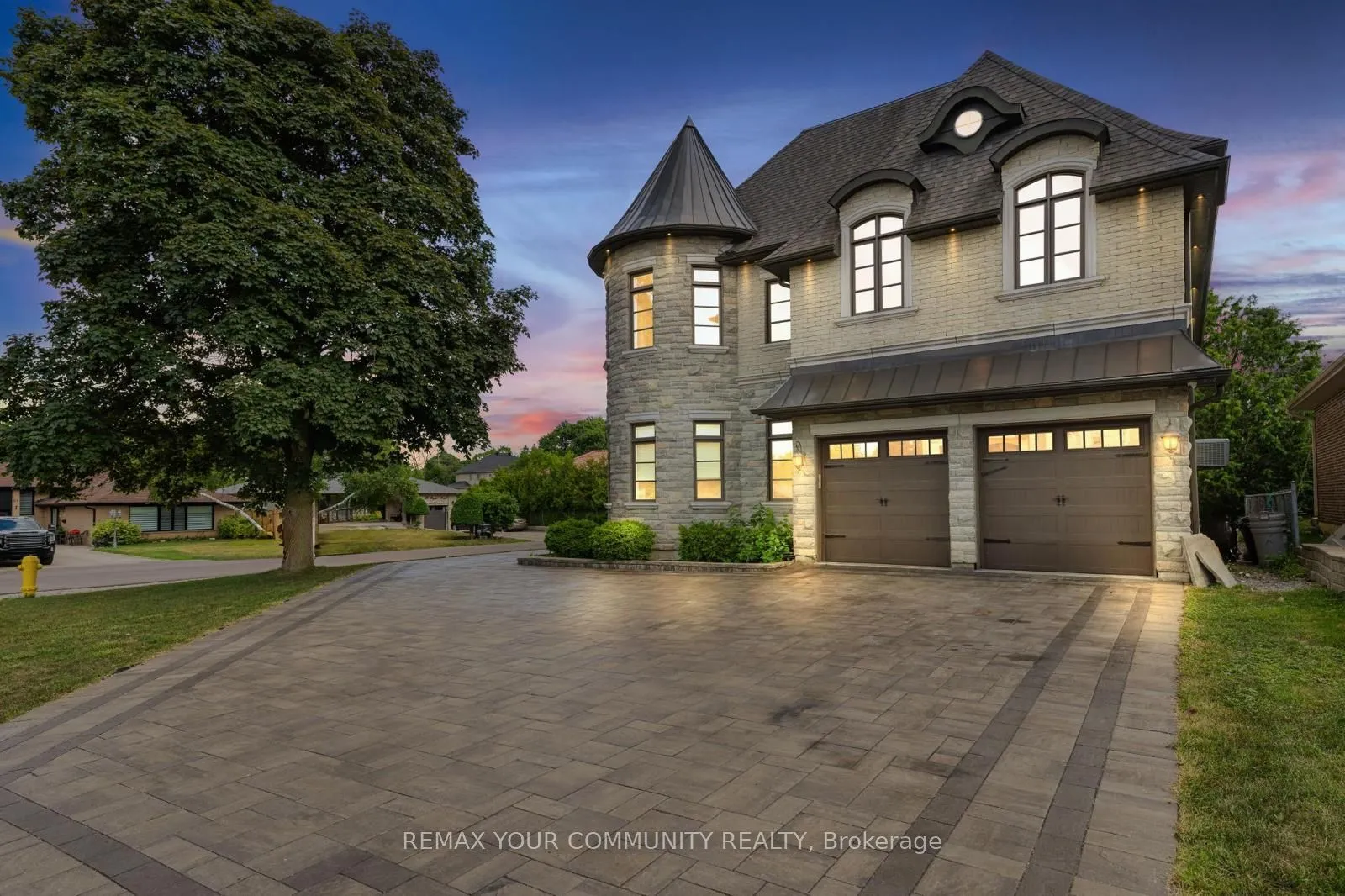 Detached Home For Sale | N12945982
