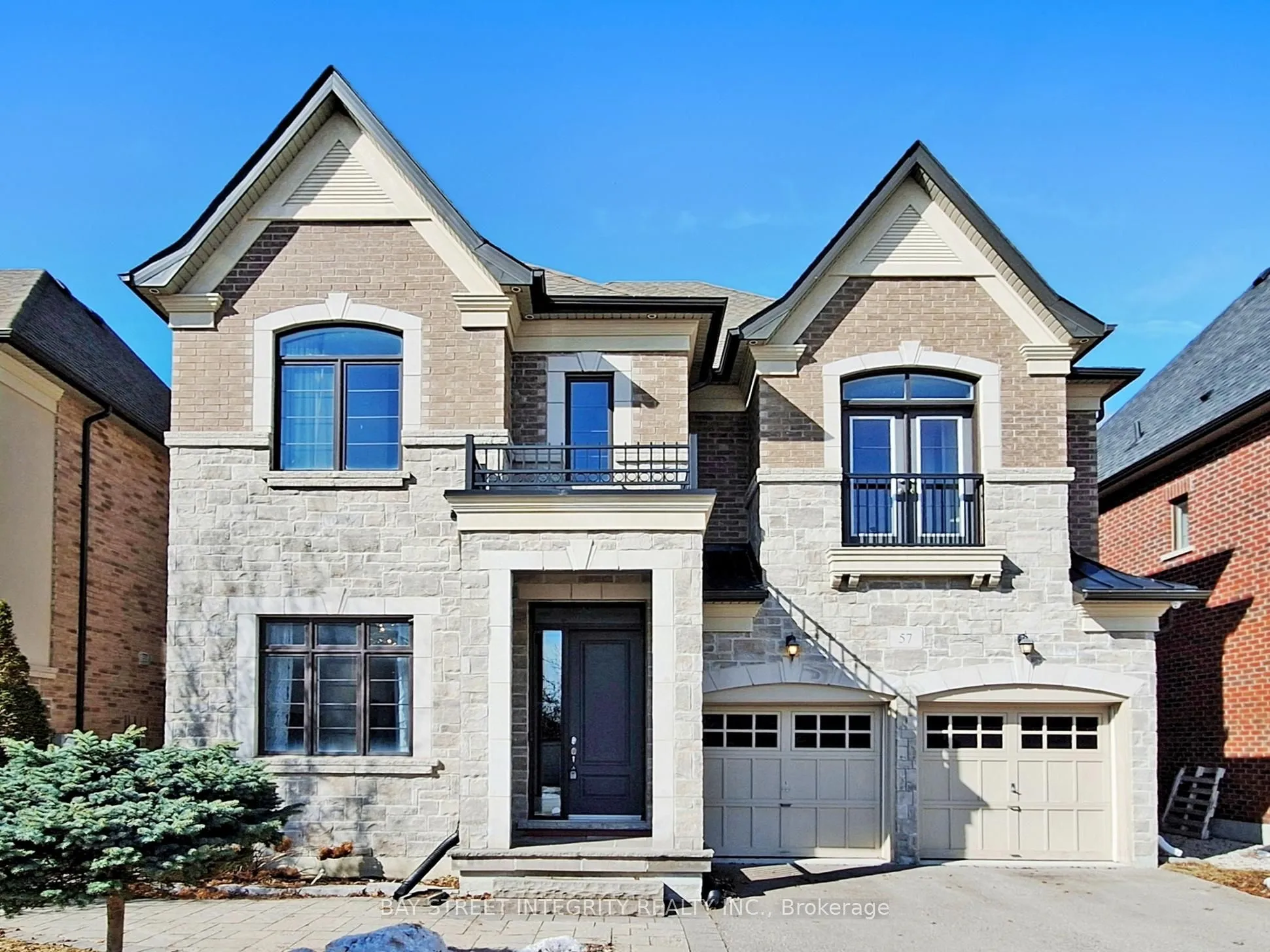 Detached Home For Sale | N12948622