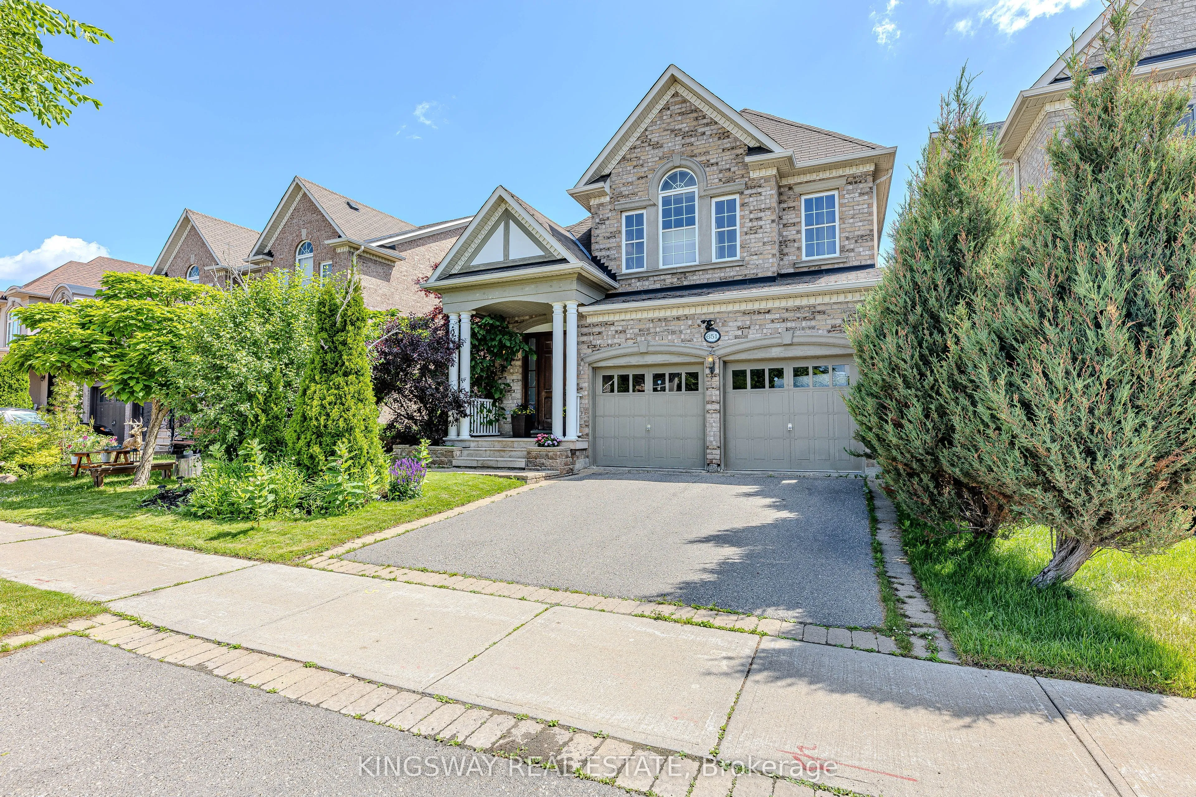 Detached Home For Sale | N12958824