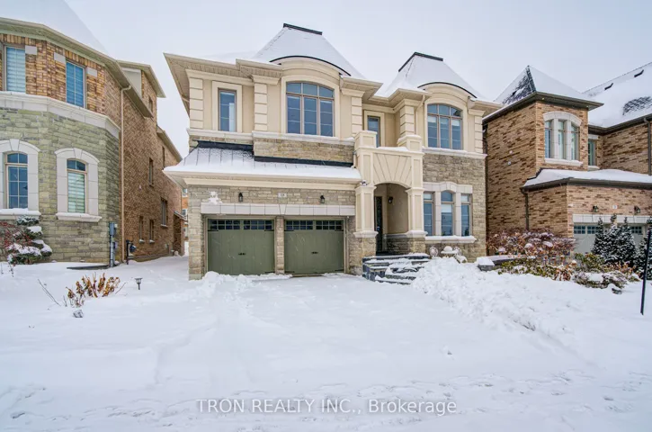 18  Giardina  Crescent, Richmond Hill, ON L4B 0G2