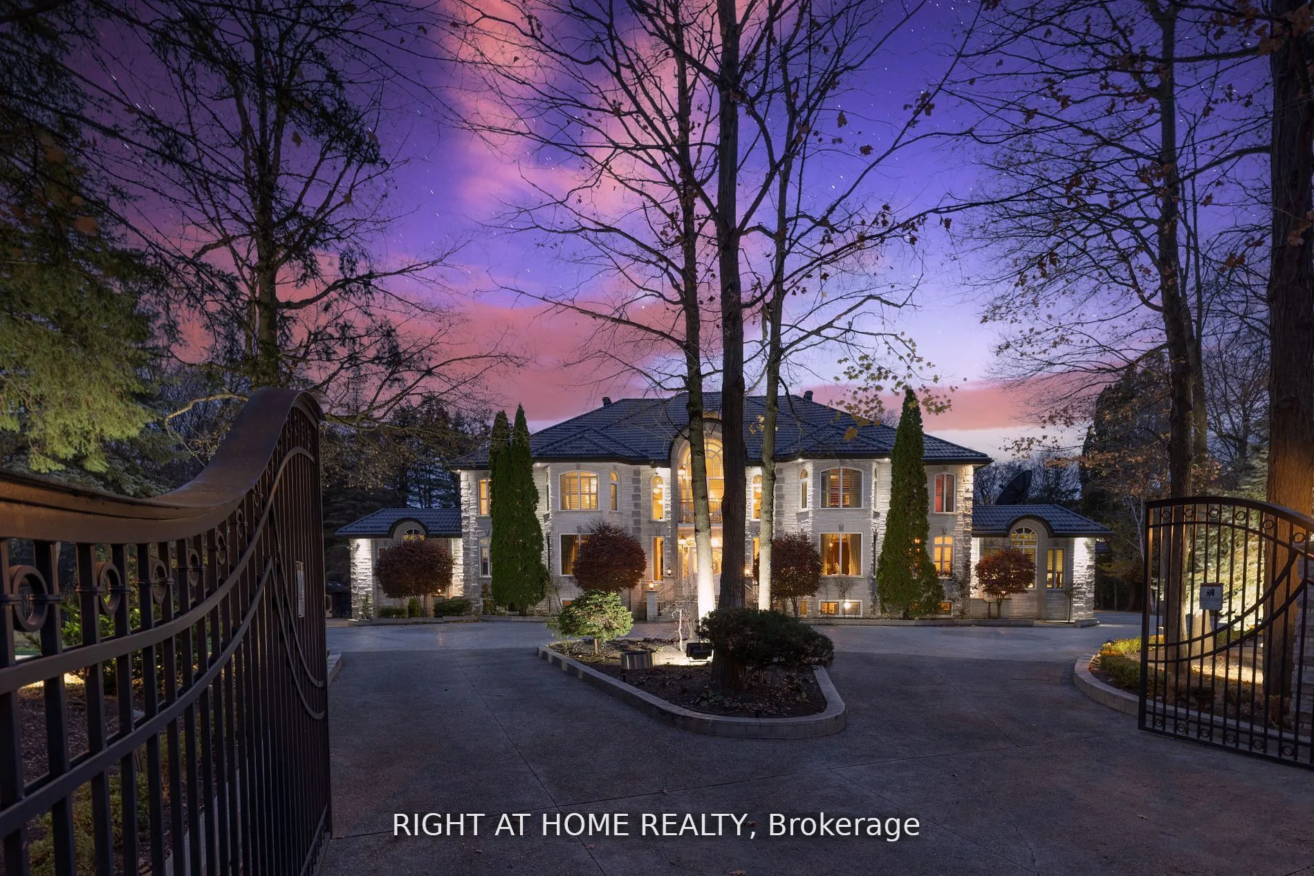 Detached Home For Lease | N12962252