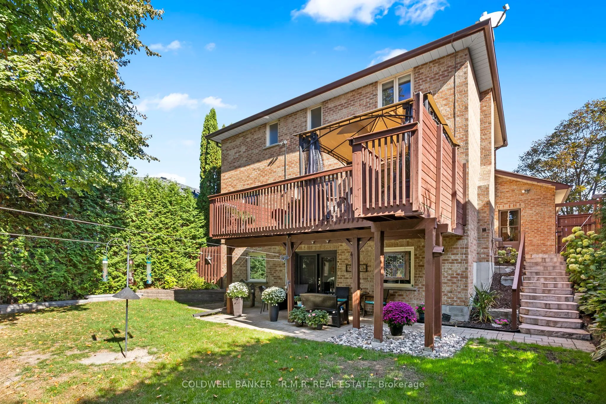 Detached Home For Sale | N12963478