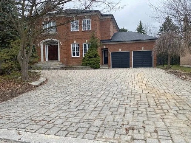 17  Dunloe  Road, Richmond Hill, ON L4B 2H6