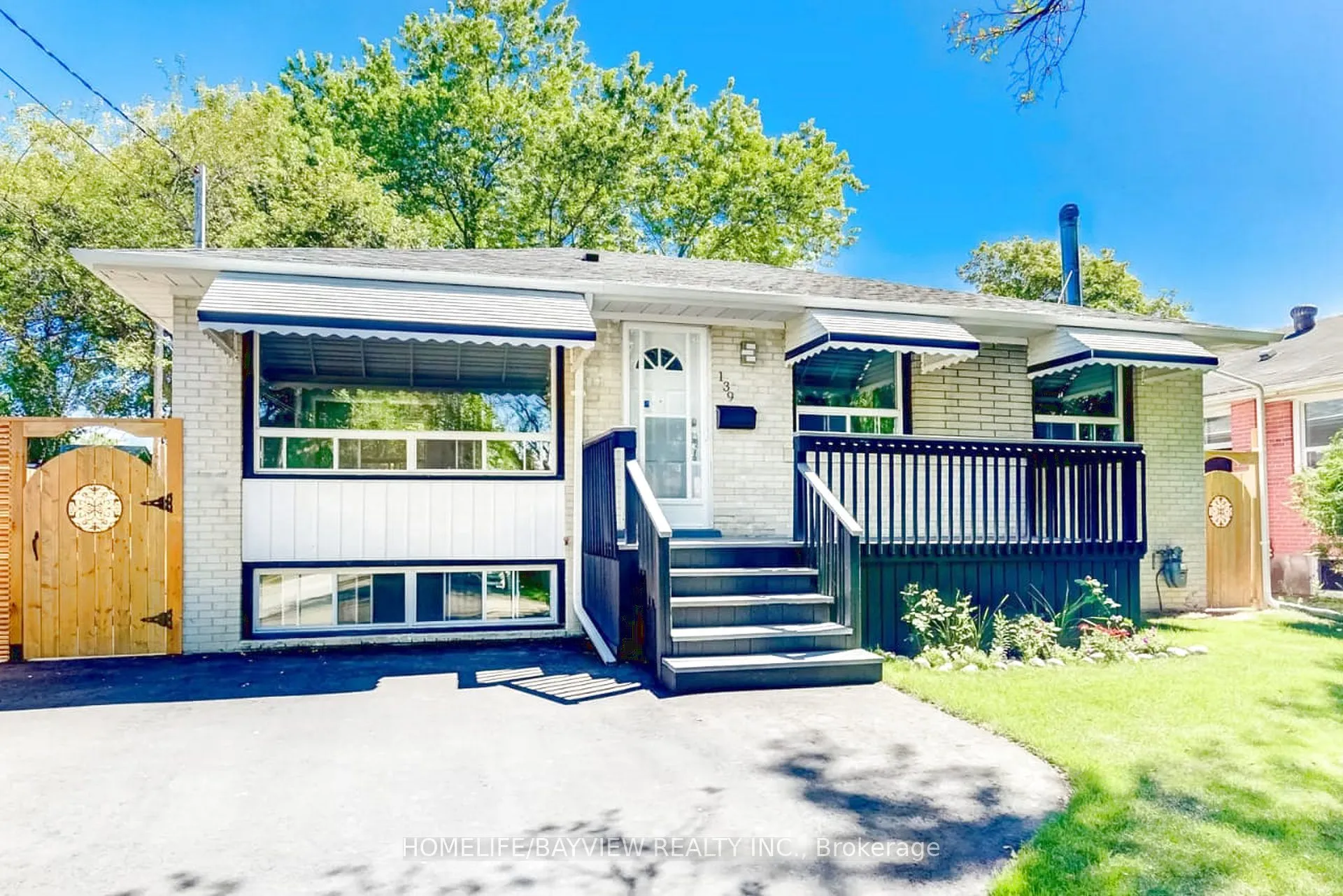 Detached Home For Sale | N12971354
