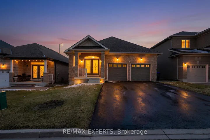 57  Hopkins N Crescent, Bradford West Gwillimbury, ON L3Z 0R7