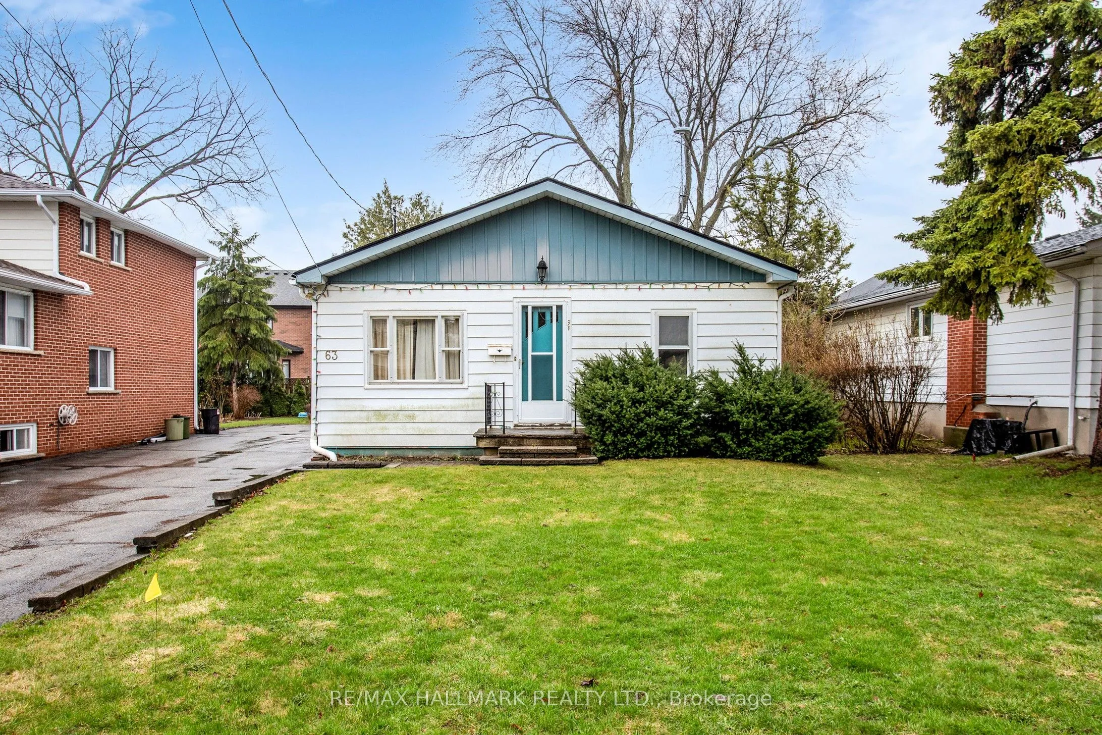 Detached Home For Sale | N12979766