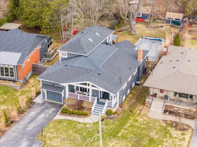 91  Manitoba  Street, Whitchurch-stouffville, ON L4A 4T3