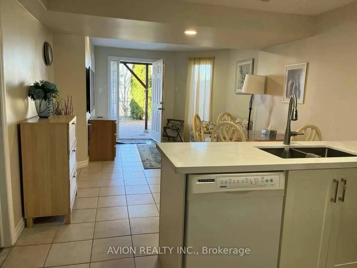 Detached Home For Lease | N12988046