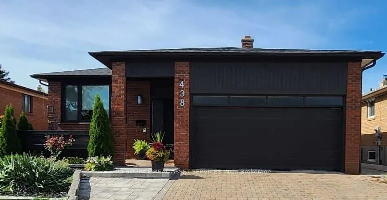 Detached Home For Sale | N12989112