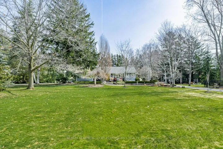 9  Orchard  Street, Markham, ON L3P 2S9